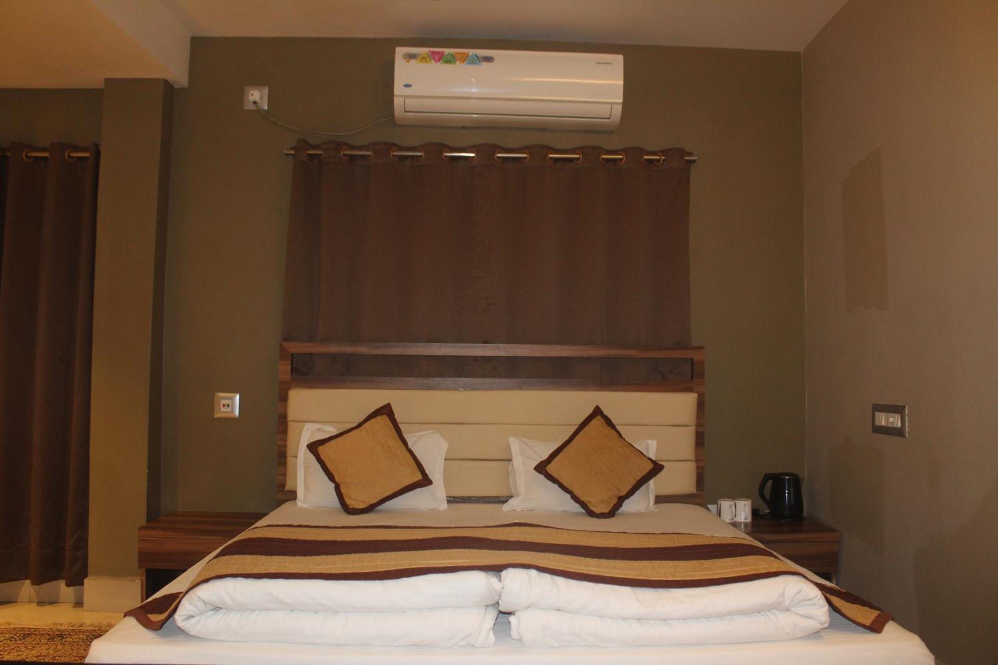 Hotel Oishi Plaza Mukutmanipur Buitenkant foto