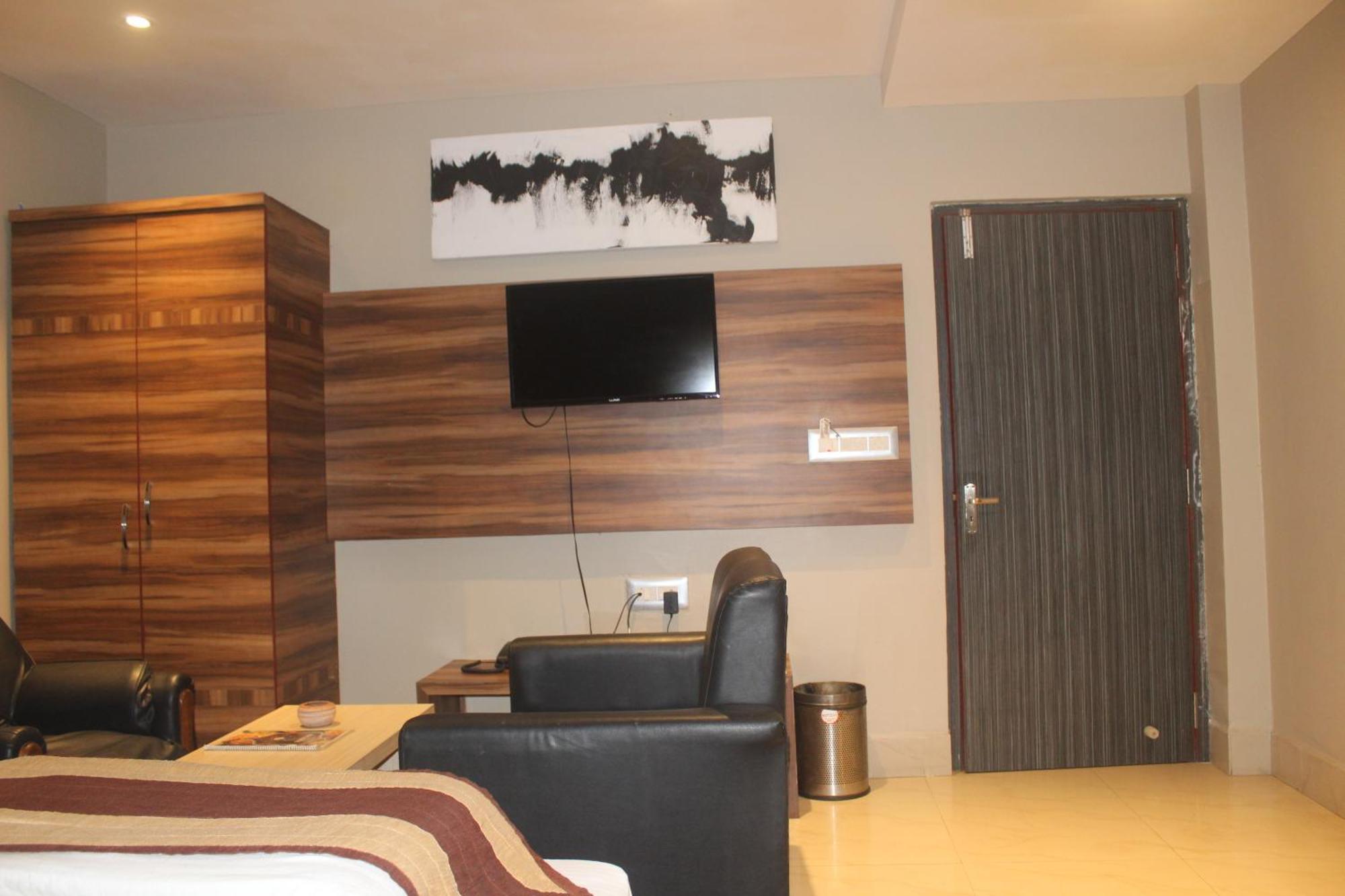 Hotel Oishi Plaza Mukutmanipur Buitenkant foto
